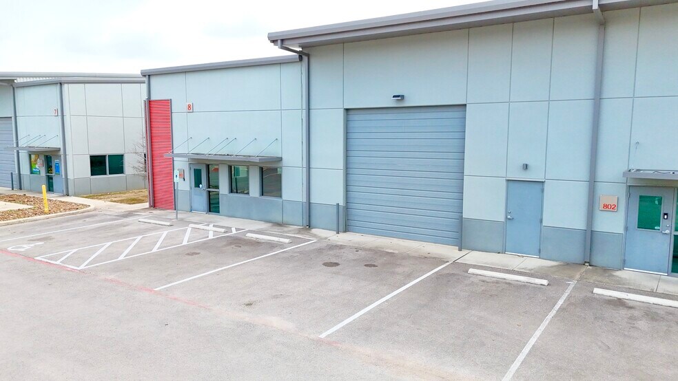 More Photos Of 7637 Fm 3009, Schertz Warehouse For Sale