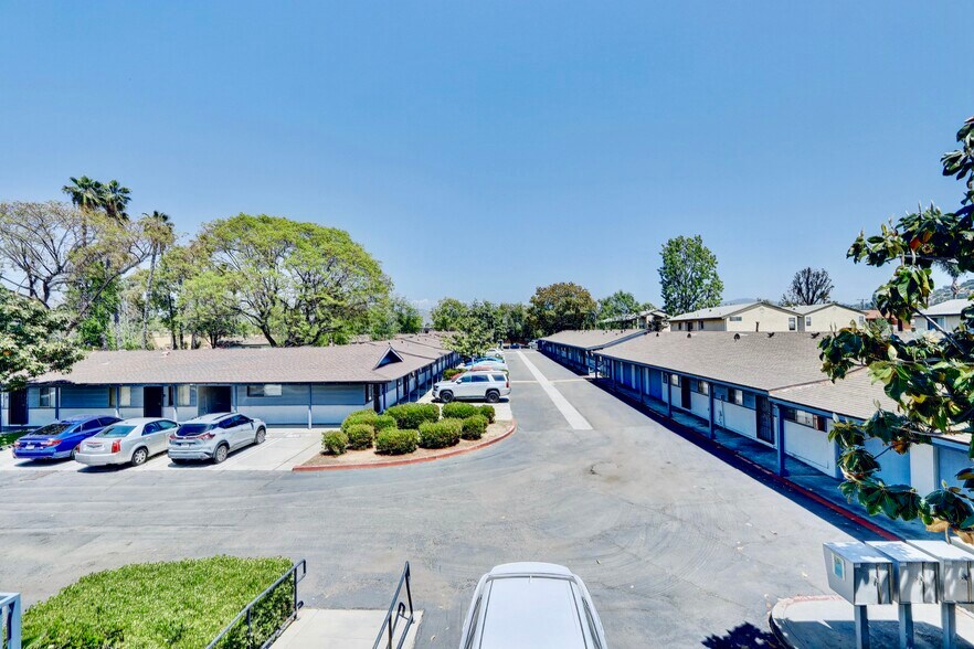 Primary Photo Of 310 S Anza St, El Cajon Apartments For Sale
