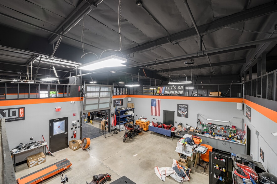 More Photos Of 735 W Orangethorpe Ave, Placentia Warehouse For Sale