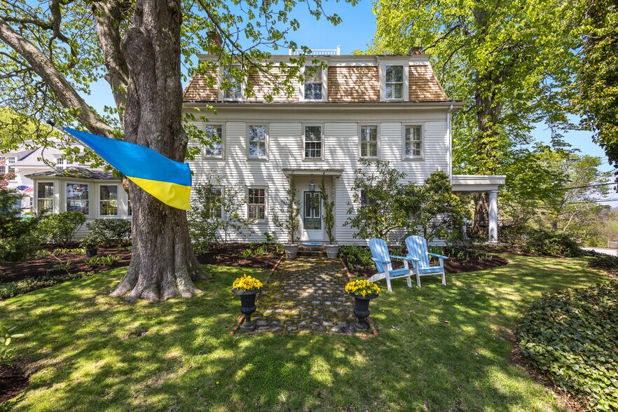 More Photos Of 1861 Main St, Brewster Hospitality For Sale