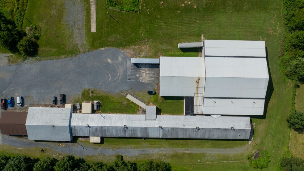 More Photos Of 56 Seip Ln, Shoemakersville Industrial For Sale