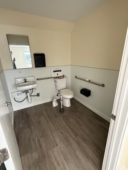 More Photos Of 4247 El Cajon Blvd, San Diego Freestanding For Lease