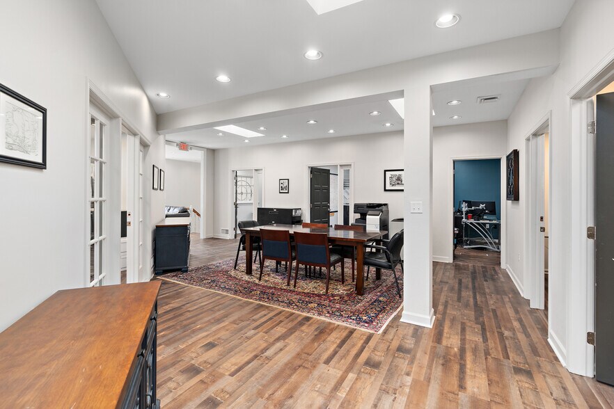 More Photos Of 438 Division St, Sewickley Office For Lease