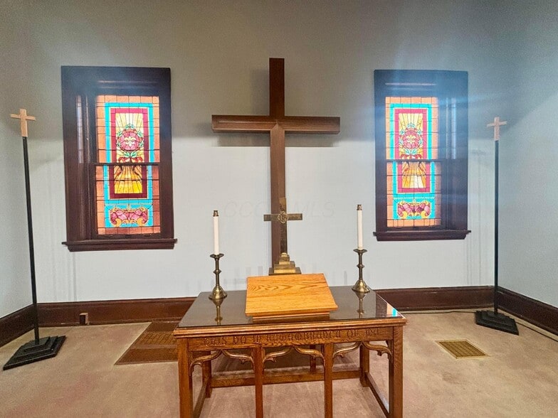 More Photos Of 13 E High St, Jeffersonville Religious Facility For Sale