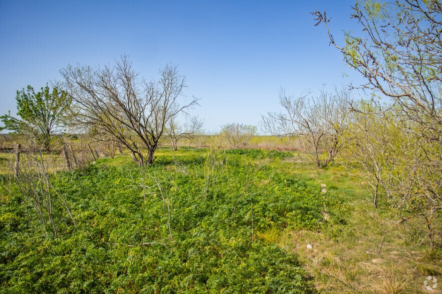 More Photos Of 2200 High Rd, Uhland Land For Sale