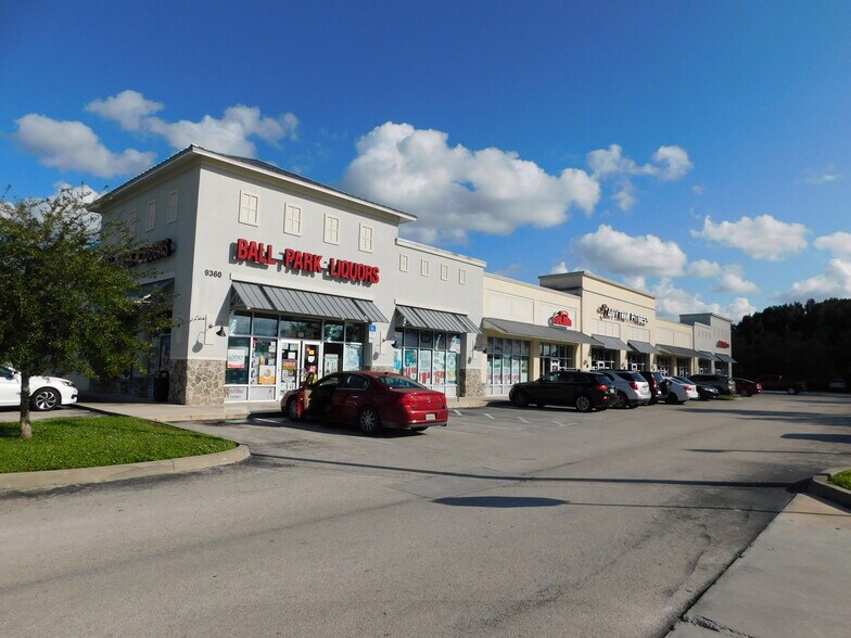 More Photos Of 9360 90th Ave, Sebastian General Retail For Lease