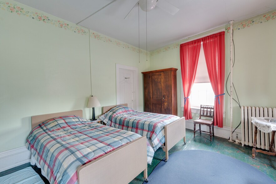 More Photos Of 7304 E Main St, Lima Hotel For Sale