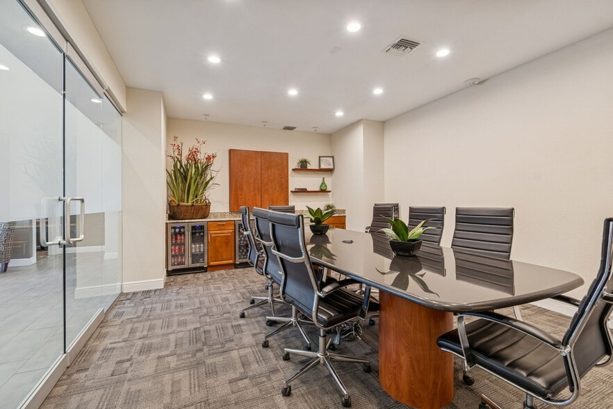 More Photos Of 5308 Central Ave, Saint Petersburg Office Residential For Sale