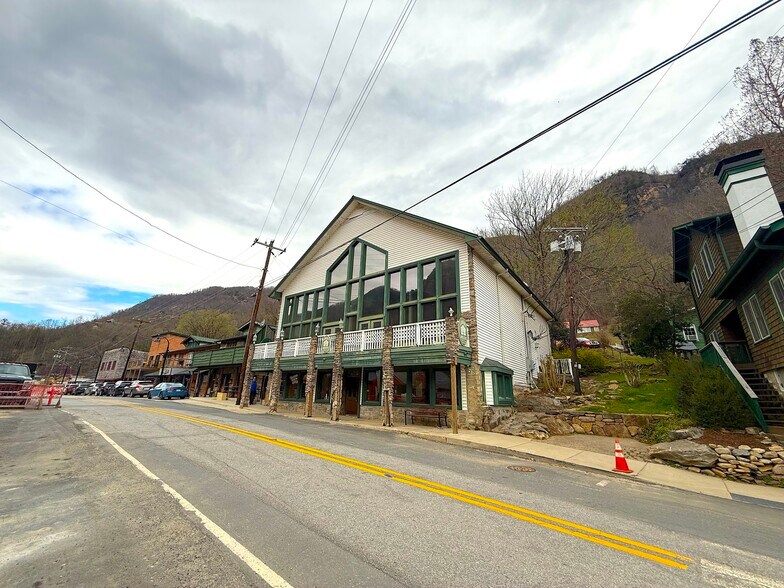 More Photos Of 390 Main St, Chimney Rock Restaurant For Sale