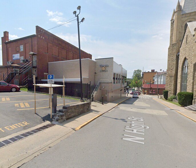 More Photos Of 207 Willey St, Morgantown General Retail For Lease