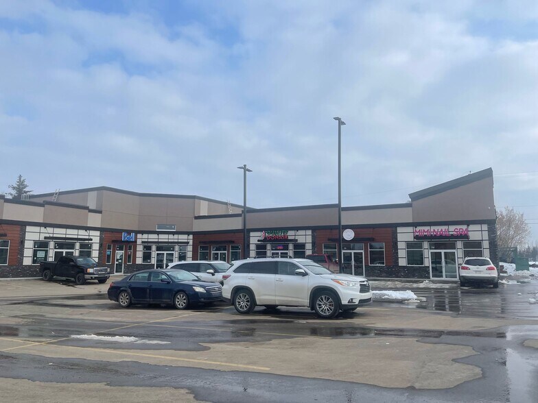 More Photos Of 6217 48A Av, Camrose Storefront Retail Office For Lease