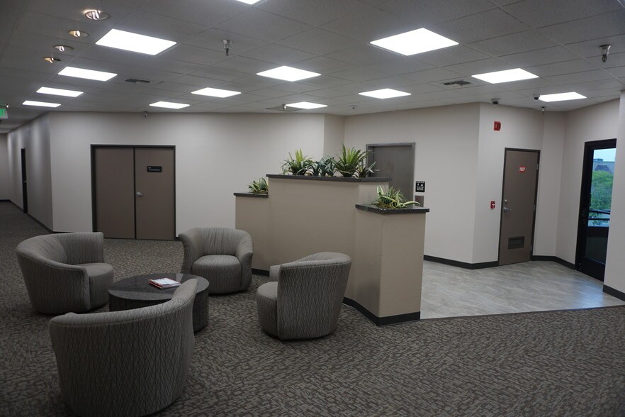 More Photos Of 299 W Foothill Blvd, Upland Medical For Lease