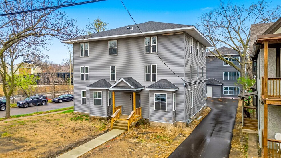 Primary Photo Of 814 6th St SE, Minneapolis Apartments For Sale