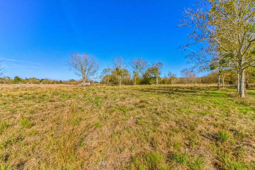 More Photos Of 946 Saint Marys St, Hempstead Land For Sale