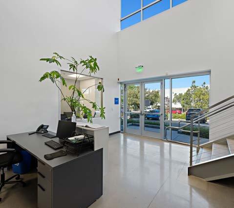 More Photos Of 2335 Siempre Viva Ct, San Diego Warehouse For Lease