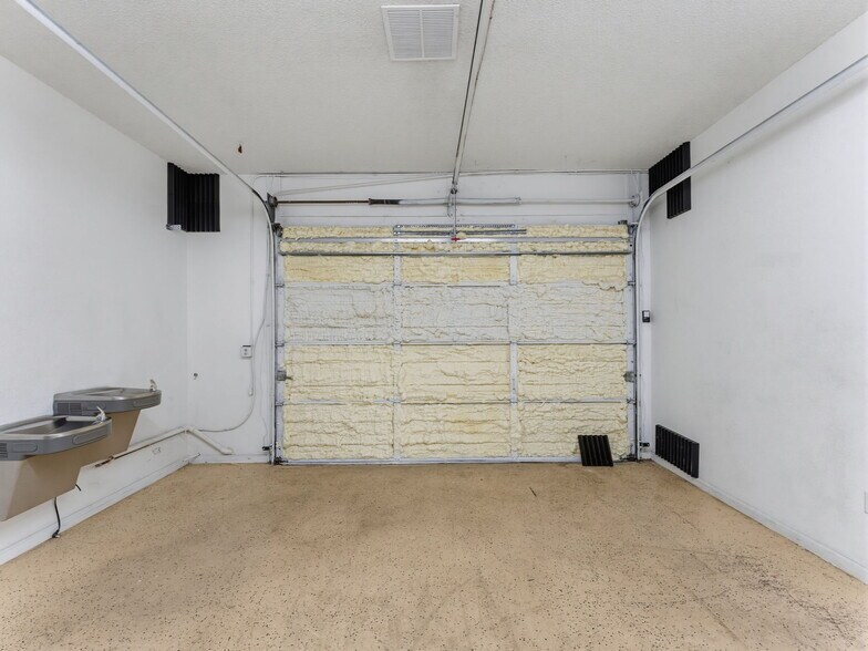 More Photos Of 3347 SW 7th St, Ocala Distribution For Sale