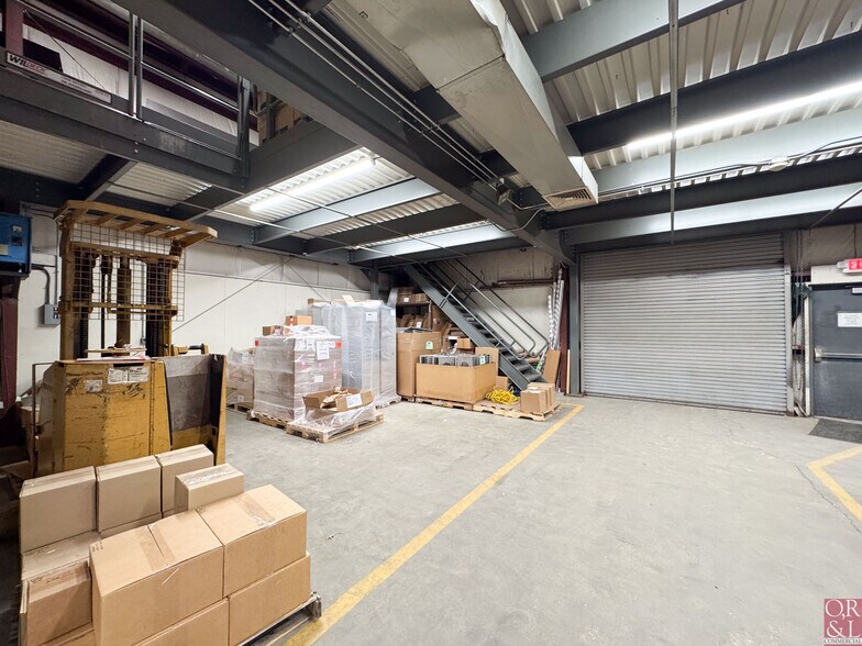 More Photos Of 10 Denlar Dr, Chester Manufacturing For Sale