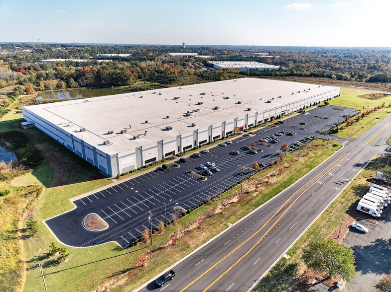 Primary Photo Of 4140 Pleasant Rd, Fort Mill Warehouse For Lease