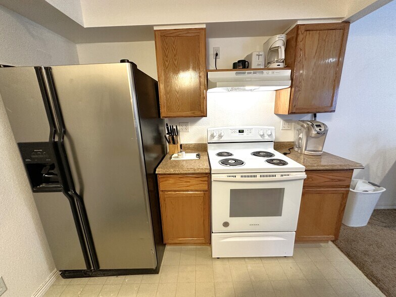 More Photos Of 309 8th St, Hugo Apartments For Sale