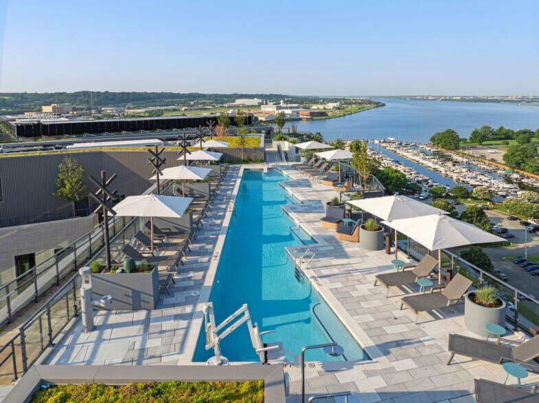 More Photos Of 2000 2nd St SW, Washington Apartments For Lease