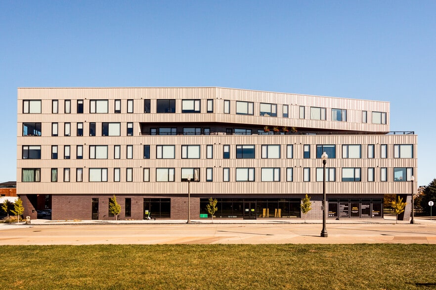 More Photos Of 444 Watson St, Detroit Apartments For Lease