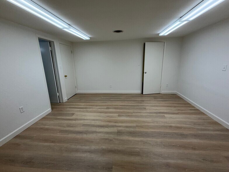 More Photos Of 3443 Tamiami Trl, Port Charlotte Medical For Lease