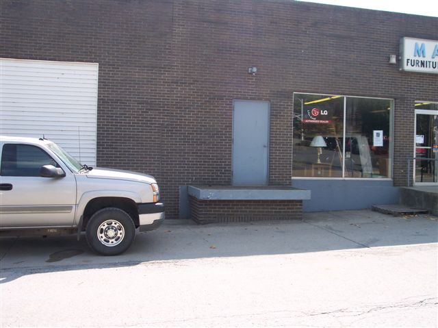 More Photos Of 409-413 Commercial St, Atchison General Retail For Lease
