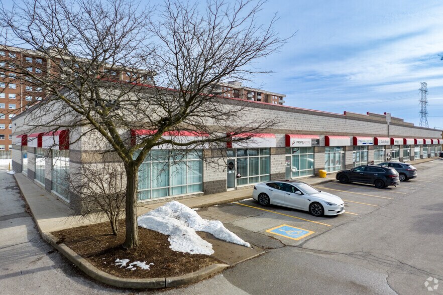 Primary Photo Of 1440 Grahams Ln, Burlington Flex For Lease