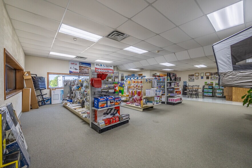 More Photos Of 18256 Campground Rd, Phillipsburg Auto Dealership For Sale