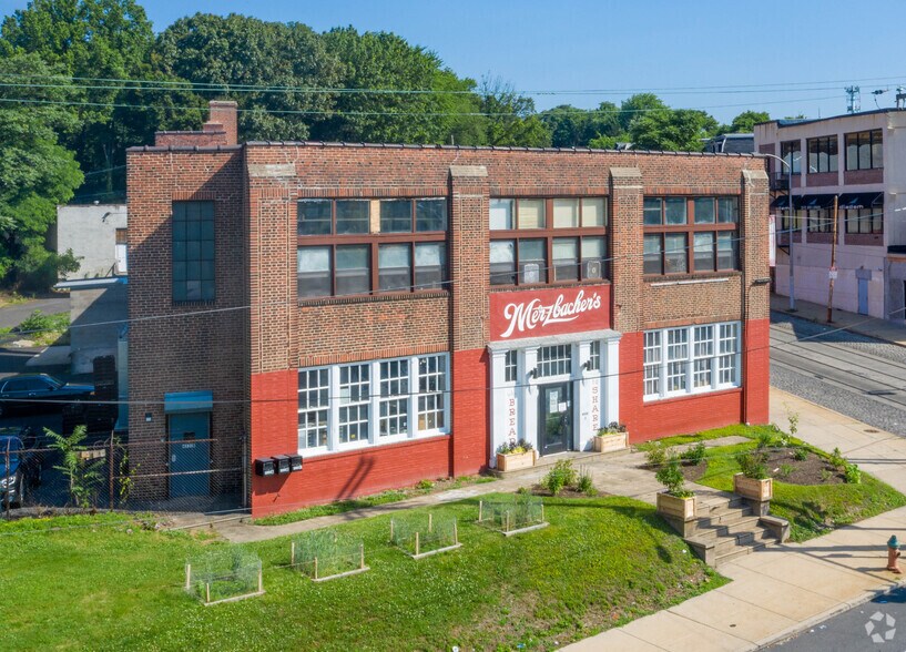More Photos Of 4530 Germantown Ave, Philadelphia Warehouse For Lease