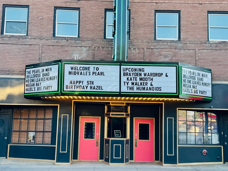 More Photos Of 7711 Main St, Midvale Movie Theatre For Sale