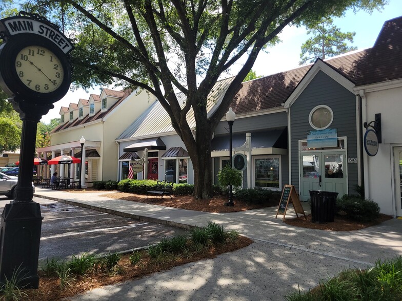 Primary Photo Of 301 Main St, Hilton Head Island Unknown For Lease