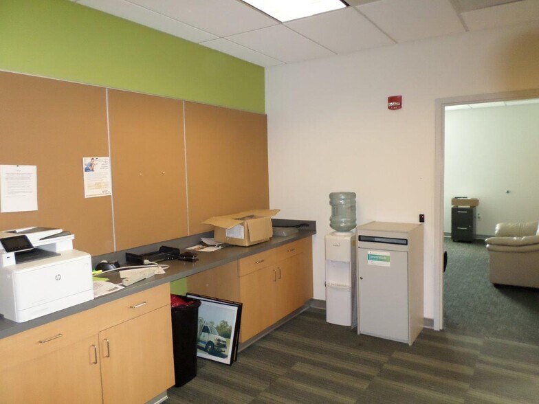 More Photos Of 1401 N Keyser Ave, Scranton Office For Sale