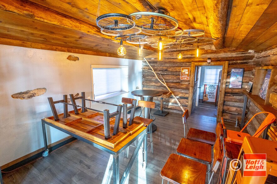 More Photos Of 252 Front St, Monument Freestanding For Sale