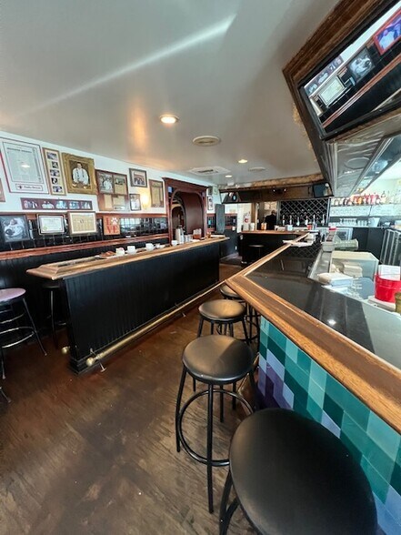 More Photos Of 1250-1260 Cabrillo Ave, Torrance General Retail For Lease