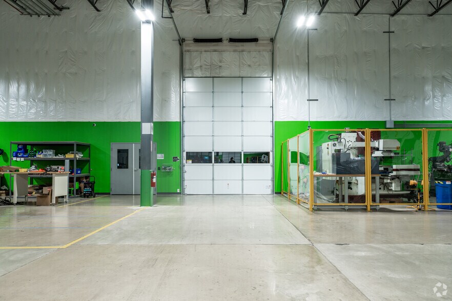 More Photos Of 1200 Bmc Dr, Cedar Park Distribution For Lease