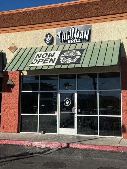 More Photos Of 2230 W Horizon Ridge Pky, Henderson Restaurant For Lease