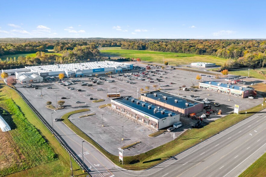 More Photos Of 1860 Wayne Rd, Savannah Storefront For Lease