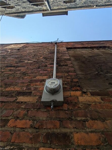 More Photos Of 2311 E 55th St, Cleveland Office For Sale