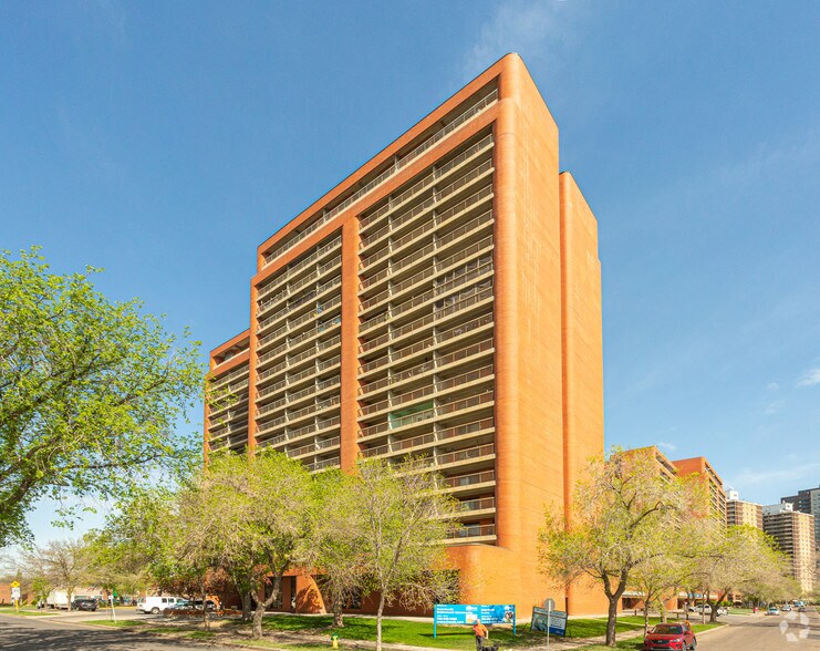 More Photos Of 10531 90th St NW, Edmonton Continuing Care Retirement Community For Lease