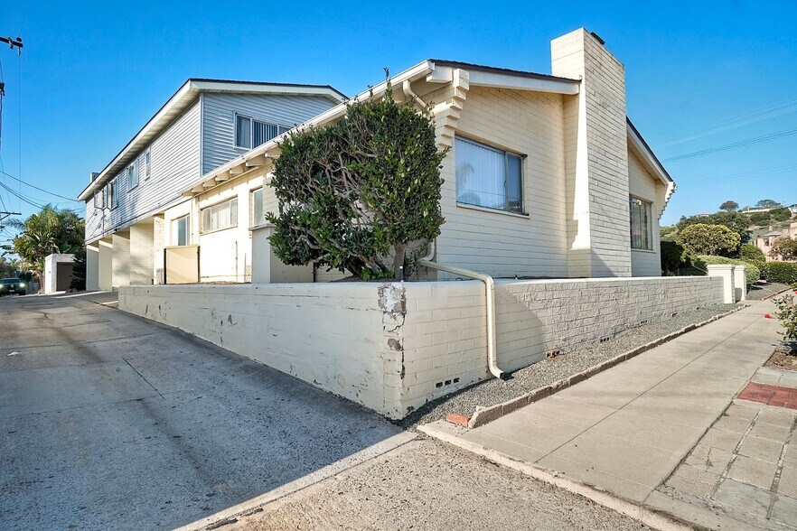 More Photos Of 428-438 Rosemont St, La Jolla Apartments For Sale