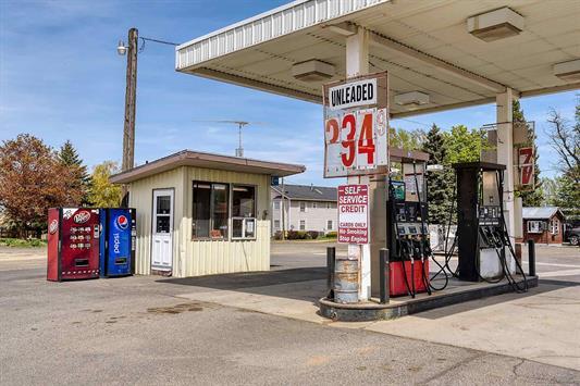 More Photos Of 110 E Broadway Ave, Reardan Service Station For Sale