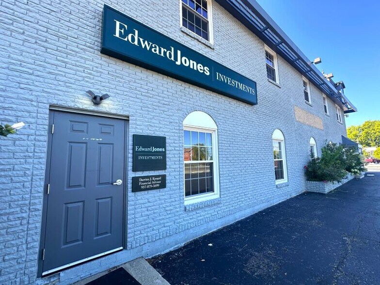 More Photos Of 510 W Main St, Fairborn Office For Sale