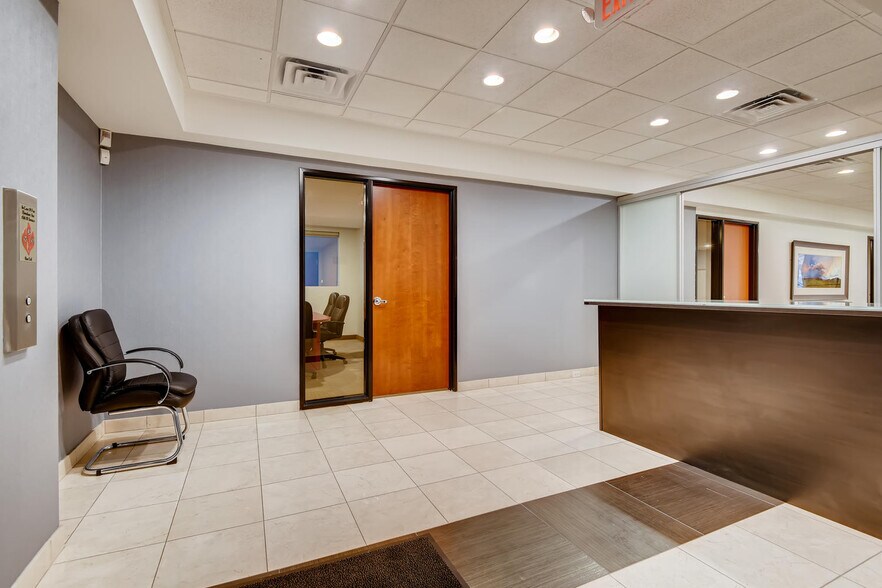 More Photos Of 228 S 4th St, Las Vegas Office For Sale