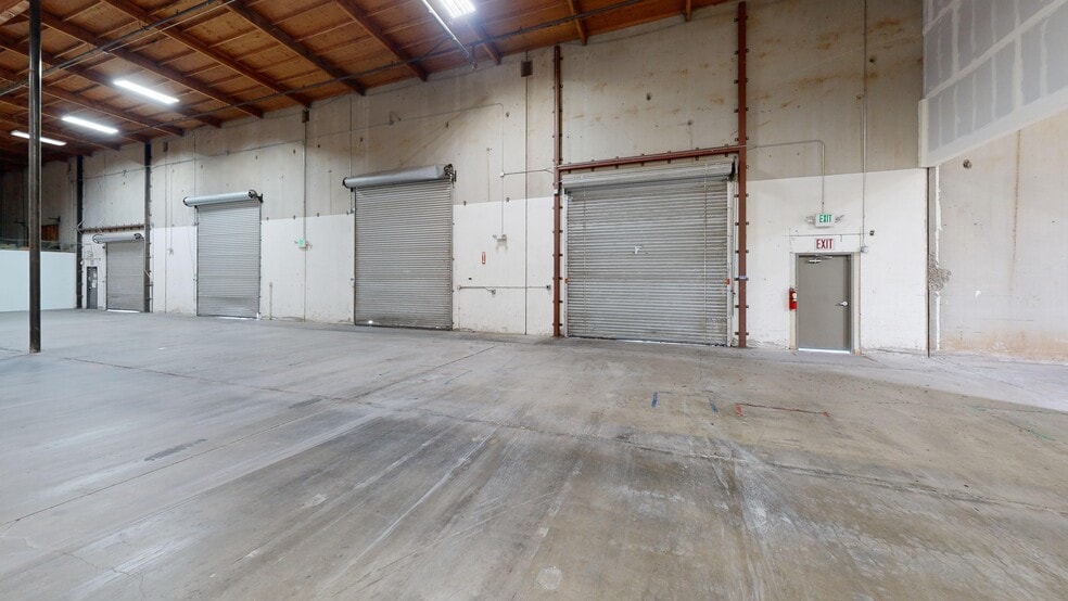 More Photos Of 8450 Belvedere Ave, Sacramento Warehouse For Lease