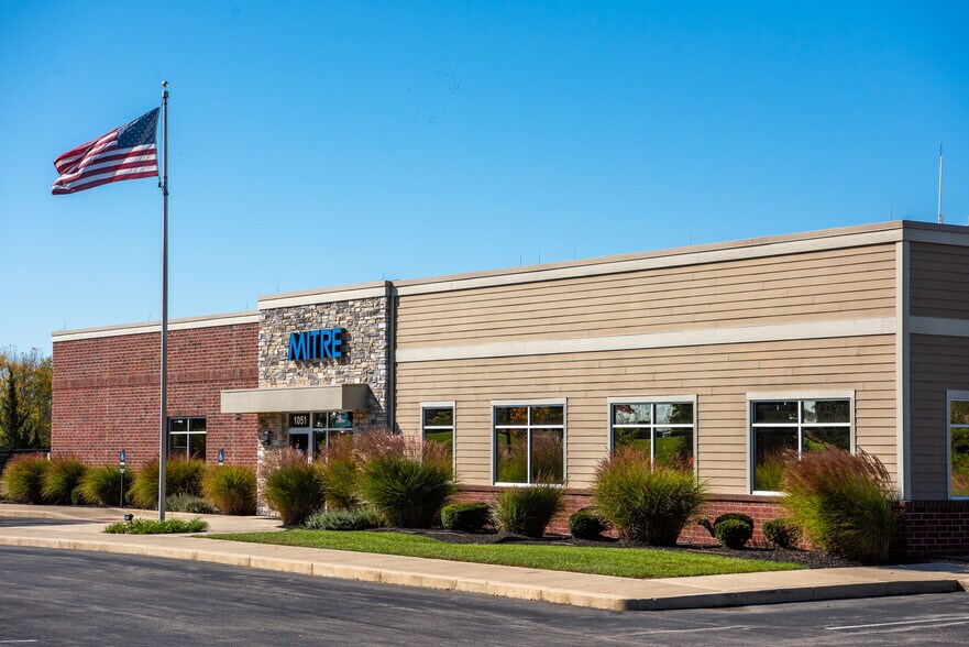 Primary Photo Of 1051 Channingway Dr, Fairborn Office For Sale
