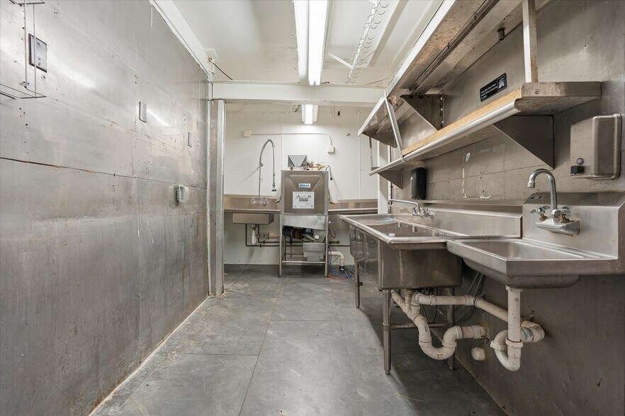 More Photos Of 45 NW 22nd Ave, Miami Restaurant For Sale