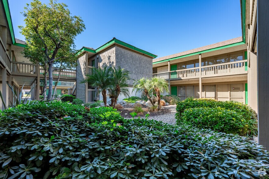 More Photos Of 222 N Mountain Ave, Upland Office For Sale