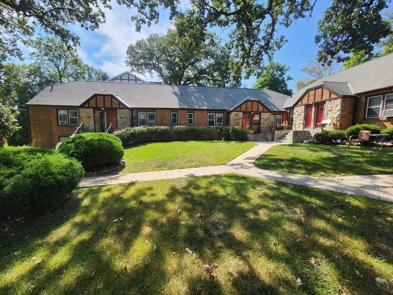 More Photos Of 816 N 36th St, Omaha Apartments For Sale