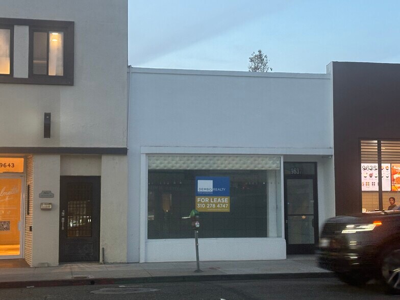 Primary Photo Of 9631-9637 Santa Monica Blvd, Beverly Hills Storefront For Lease